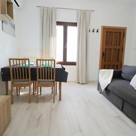 Casa Puerta De La Alcazaba Holiday home *